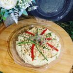 Hummus cu muguri de pin