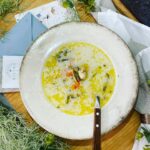 Ciorbă de pui cu legume și tarhon - 1.4L - 4 porții bogate