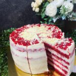 Tort Red Velvet cu Căpșuni - imagine 4